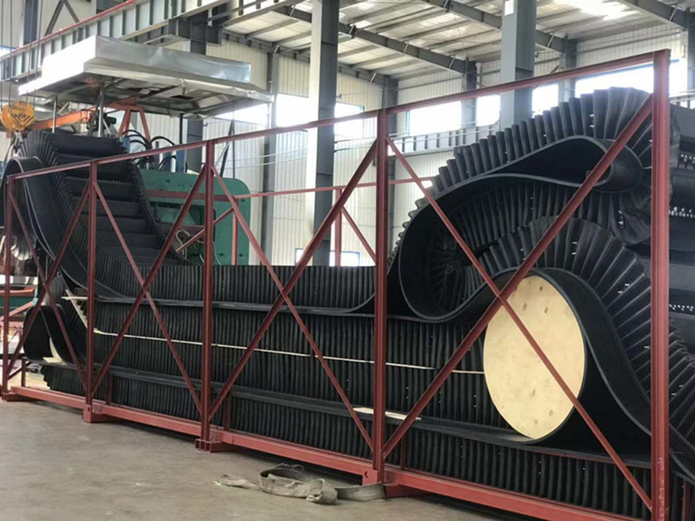 輸送帶產品多少錢呢？影響大傾角輸送帶價格的3個因素