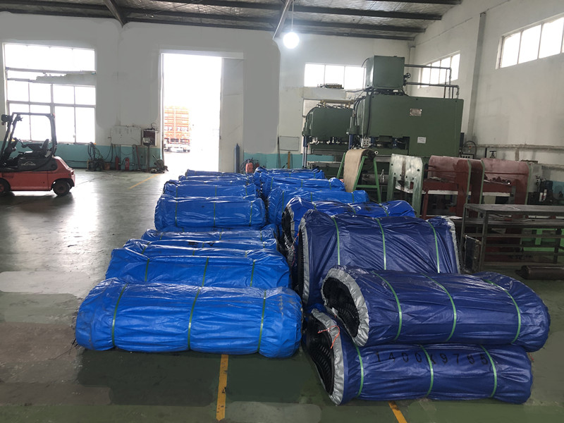 無縫橡膠91视频APP污视频一體硫化成型與接駁3方麵區別